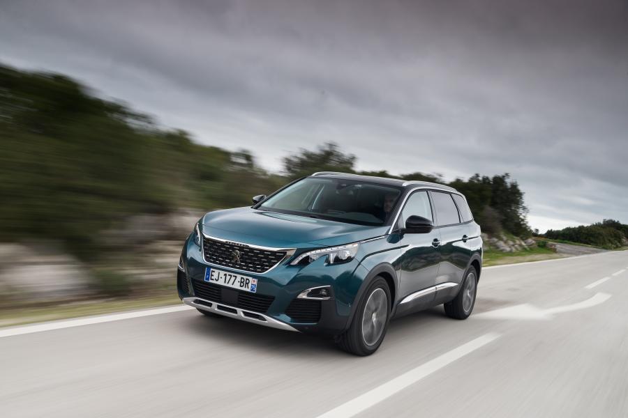  Peugeot 5008 2017 года  (WW) (фото 18 из 31)